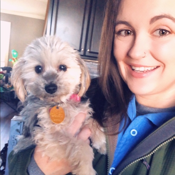 Meet your Posher, Dani - Picture 3 of 7